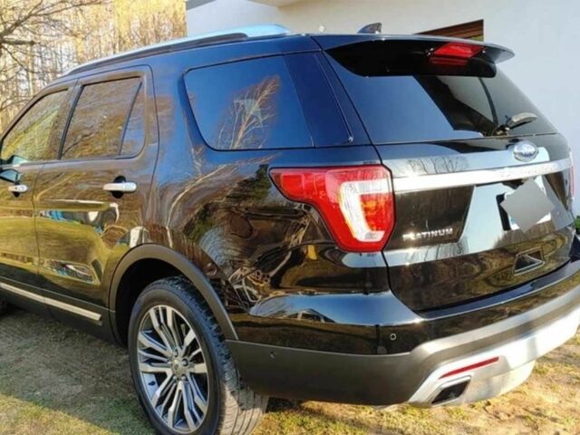 Черный Форд Эксплорер, объемом двигателя 3.5 л и пробегом 137 тыс. км за 12700 $, фото 2 на Automoto.ua