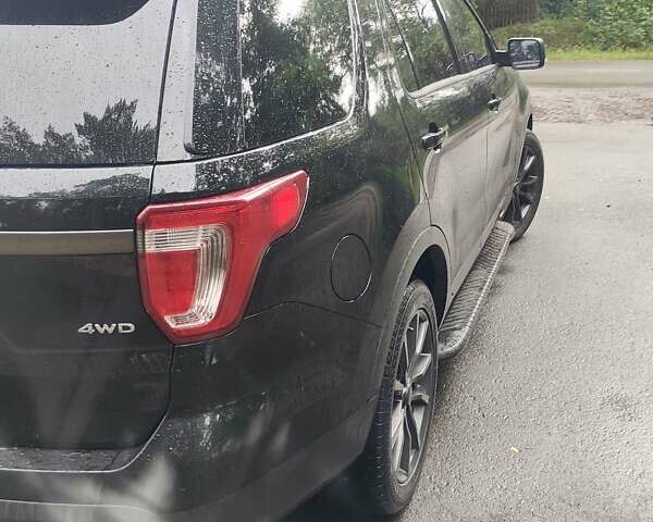 Чорний Форд Експлорер, об'ємом двигуна 3.6 л та пробігом 100 тис. км за 22000 $, фото 7 на Automoto.ua