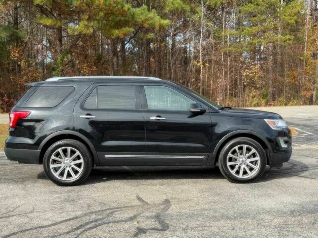 Черный Форд Эксплорер, объемом двигателя 3.5 л и пробегом 61 тыс. км за 18000 $, фото 4 на Automoto.ua