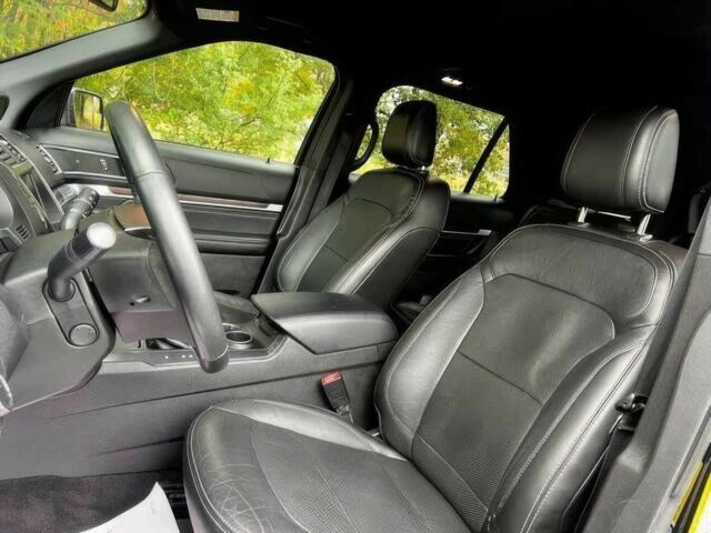 Черный Форд Эксплорер, объемом двигателя 2.3 л и пробегом 40 тыс. км за 11000 $, фото 8 на Automoto.ua