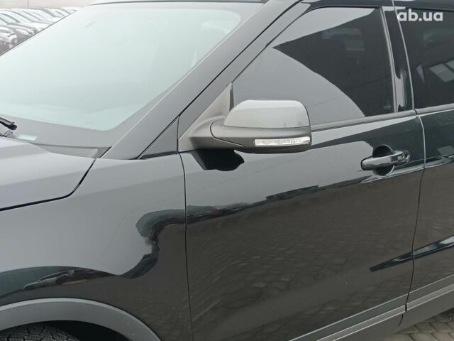 Чорний Форд Експлорер, об'ємом двигуна 3.5 л та пробігом 157 тис. км за 23450 $, фото 5 на Automoto.ua