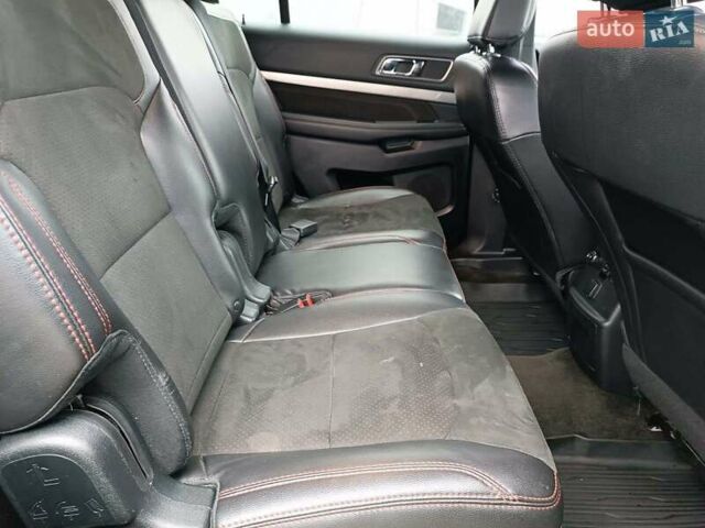 Чорний Форд Експлорер, об'ємом двигуна 3.5 л та пробігом 157 тис. км за 23450 $, фото 40 на Automoto.ua