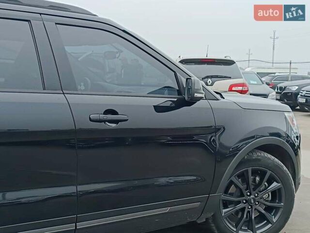 Чорний Форд Експлорер, об'ємом двигуна 3.5 л та пробігом 157 тис. км за 23450 $, фото 17 на Automoto.ua