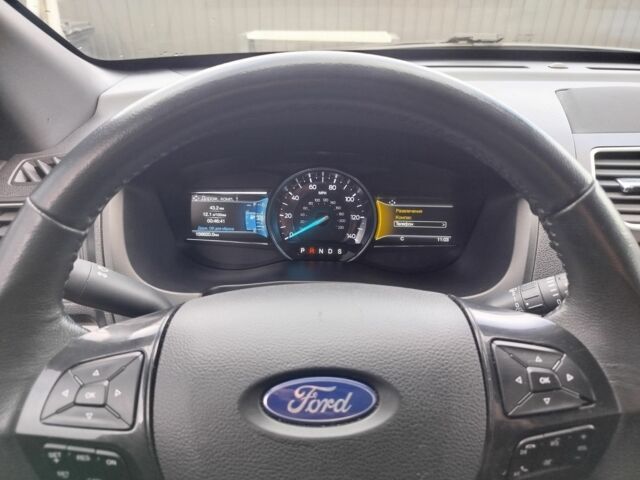 Черный Форд Эксплорер, объемом двигателя 3.5 л и пробегом 155 тыс. км за 541 $, фото 3 на Automoto.ua