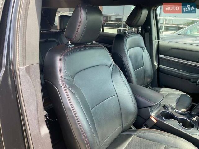 Черный Форд Эксплорер, объемом двигателя 3.5 л и пробегом 33 тыс. км за 24900 $, фото 24 на Automoto.ua