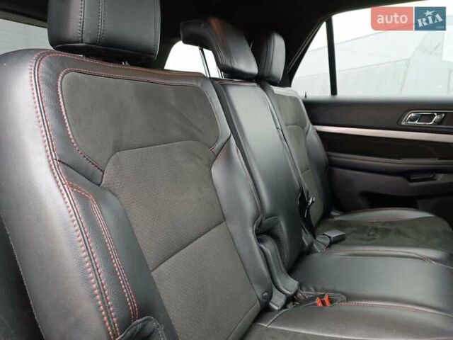 Чорний Форд Експлорер, об'ємом двигуна 3.5 л та пробігом 157 тис. км за 23450 $, фото 41 на Automoto.ua