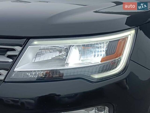 Чорний Форд Експлорер, об'ємом двигуна 3.5 л та пробігом 157 тис. км за 23450 $, фото 1 на Automoto.ua