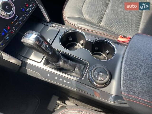 Черный Форд Эксплорер, объемом двигателя 3.5 л и пробегом 33 тыс. км за 24900 $, фото 16 на Automoto.ua