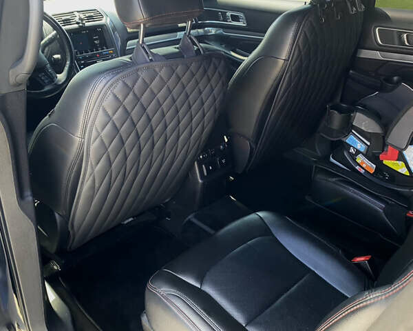 Чорний Форд Експлорер, об'ємом двигуна 3.5 л та пробігом 140 тис. км за 21999 $, фото 16 на Automoto.ua