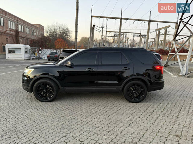 Черный Форд Эксплорер, объемом двигателя 3.5 л и пробегом 104 тыс. км за 22000 $, фото 4 на Automoto.ua