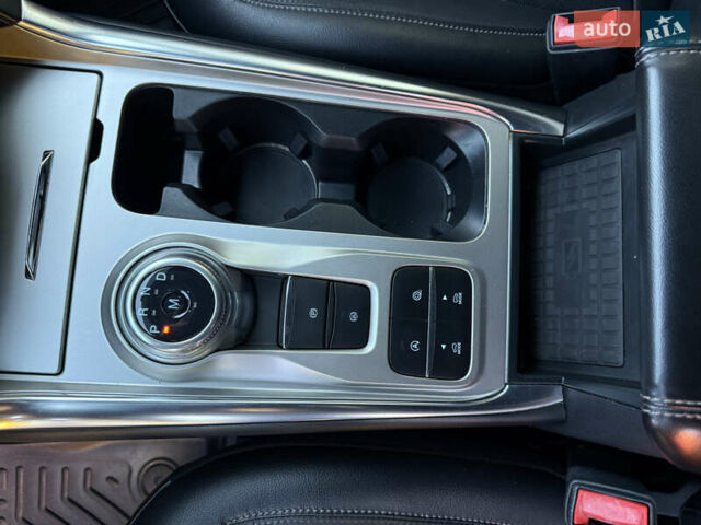 Чорний Форд Експлорер, об'ємом двигуна 2.3 л та пробігом 126 тис. км за 19300 $, фото 64 на Automoto.ua