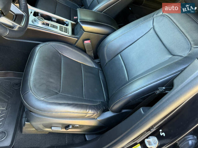 Чорний Форд Експлорер, об'ємом двигуна 2.3 л та пробігом 126 тис. км за 19300 $, фото 54 на Automoto.ua