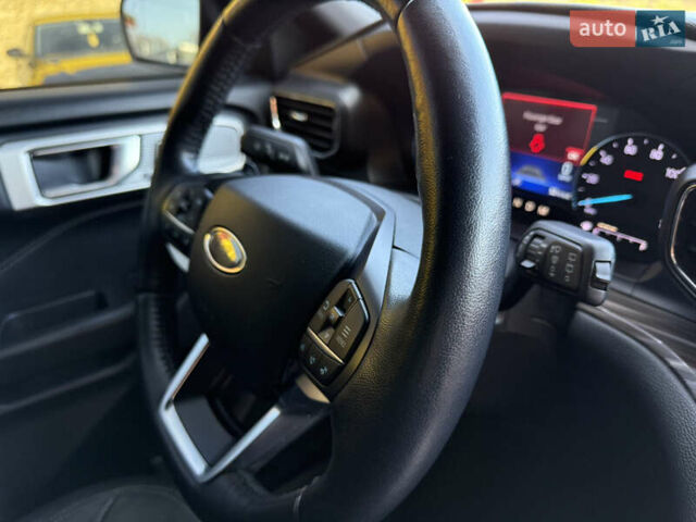 Чорний Форд Експлорер, об'ємом двигуна 2.3 л та пробігом 126 тис. км за 19300 $, фото 98 на Automoto.ua