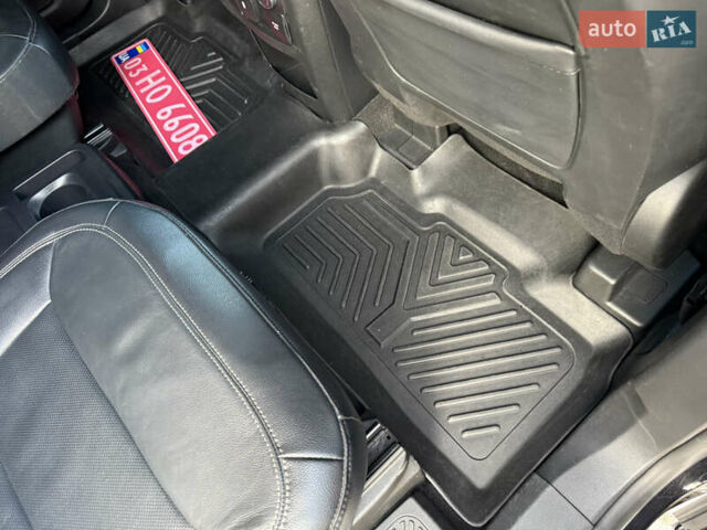 Чорний Форд Експлорер, об'ємом двигуна 2.3 л та пробігом 126 тис. км за 19300 $, фото 81 на Automoto.ua