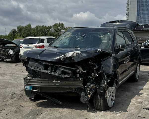 Черный Форд Эксплорер, объемом двигателя 3.5 л и пробегом 180 тыс. км за 9300 $, фото 5 на Automoto.ua