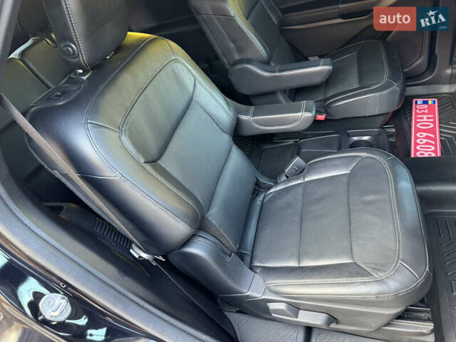Чорний Форд Експлорер, об'ємом двигуна 2.3 л та пробігом 126 тис. км за 19300 $, фото 82 на Automoto.ua