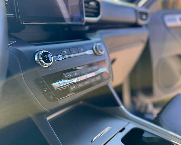 Черный Форд Эксплорер, объемом двигателя 2.26 л и пробегом 146 тыс. км за 26000 $, фото 14 на Automoto.ua