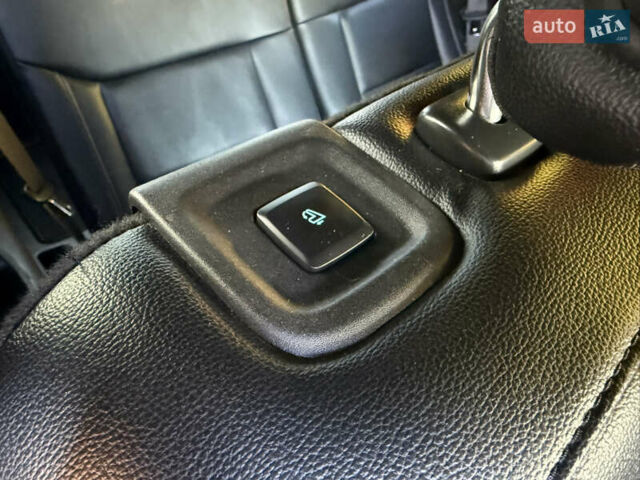 Чорний Форд Експлорер, об'ємом двигуна 2.3 л та пробігом 126 тис. км за 19300 $, фото 83 на Automoto.ua