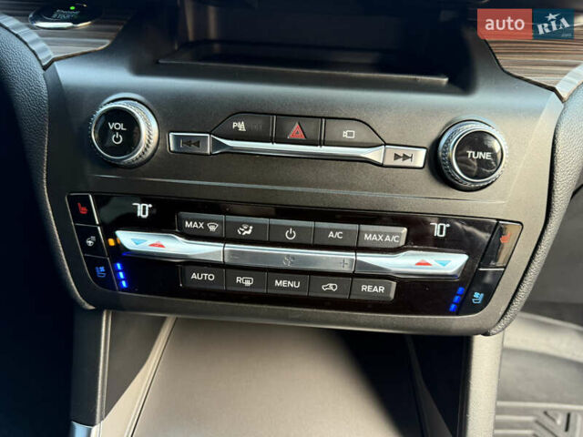 Чорний Форд Експлорер, об'ємом двигуна 2.3 л та пробігом 126 тис. км за 19300 $, фото 99 на Automoto.ua