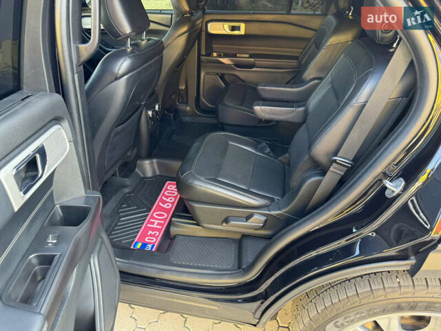 Чорний Форд Експлорер, об'ємом двигуна 2.3 л та пробігом 126 тис. км за 19300 $, фото 68 на Automoto.ua