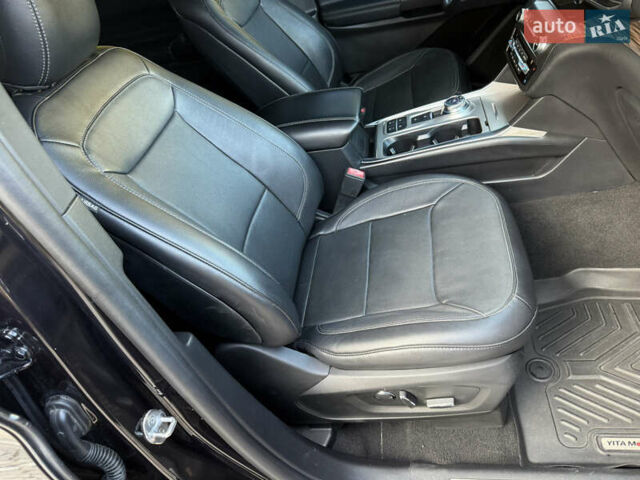 Чорний Форд Експлорер, об'ємом двигуна 2.3 л та пробігом 126 тис. км за 19300 $, фото 91 на Automoto.ua