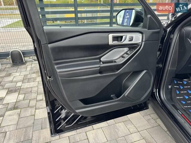 Черный Форд Эксплорер, объемом двигателя 3 л и пробегом 87 тыс. км за 35500 $, фото 13 на Automoto.ua