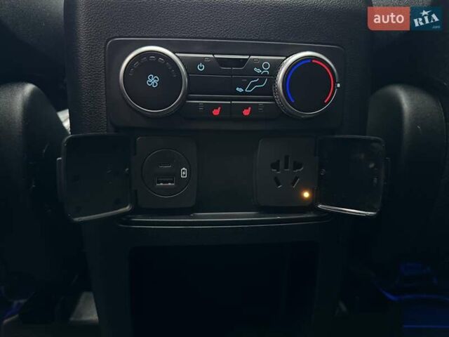 Чорний Форд Експлорер, об'ємом двигуна 3 л та пробігом 90 тис. км за 26600 $, фото 58 на Automoto.ua