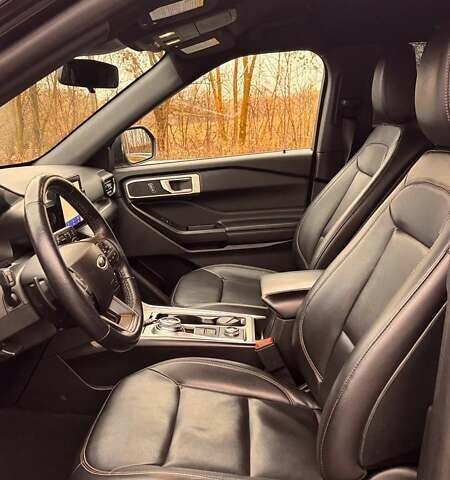 Черный Форд Эксплорер, объемом двигателя 2.26 л и пробегом 129 тыс. км за 25500 $, фото 7 на Automoto.ua