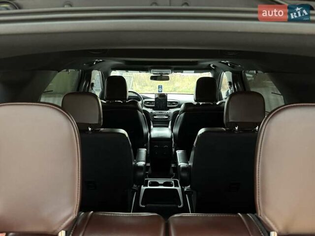 Чорний Форд Експлорер, об'ємом двигуна 3 л та пробігом 90 тис. км за 26600 $, фото 47 на Automoto.ua