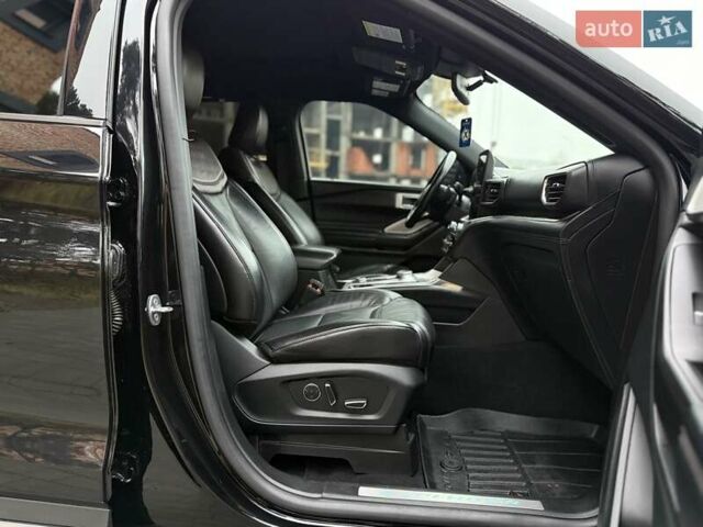 Чорний Форд Експлорер, об'ємом двигуна 3 л та пробігом 90 тис. км за 26600 $, фото 77 на Automoto.ua