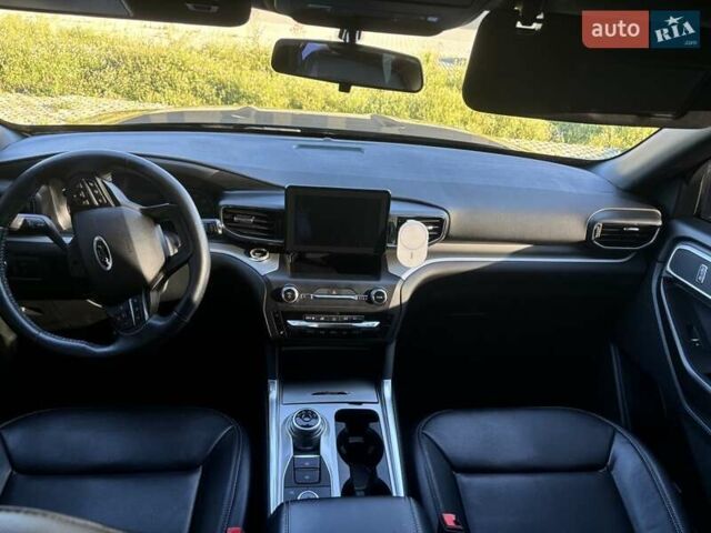 Чорний Форд Експлорер, об'ємом двигуна 2.26 л та пробігом 122 тис. км за 28000 $, фото 10 на Automoto.ua
