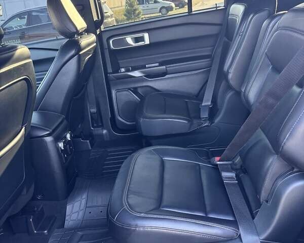 Чорний Форд Експлорер, об'ємом двигуна 2.26 л та пробігом 122 тис. км за 28000 $, фото 11 на Automoto.ua