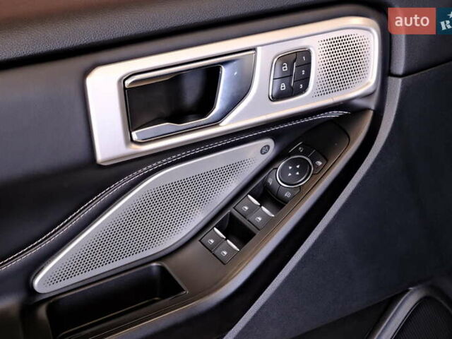 Форд Эксплорер 2020 в Одессе на Automoto.ua Черный Форд Эксплорер, объемом двигателя 3 л и пробегом 86 тыс. км за 29900 $, фото 26 на Automoto.ua