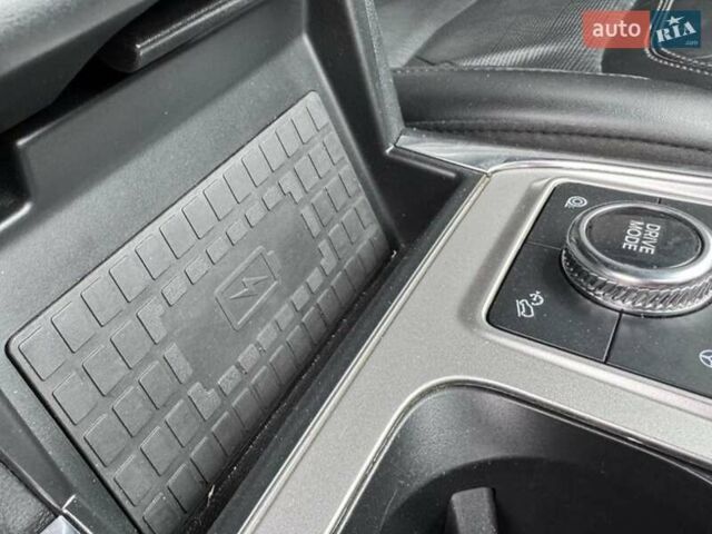 Форд Эксплорер 2020 в Киеве на Automoto.ua Черный Форд Эксплорер, объемом двигателя 3 л и пробегом 87 тыс. км за 34500 $, фото 14 на Automoto.ua