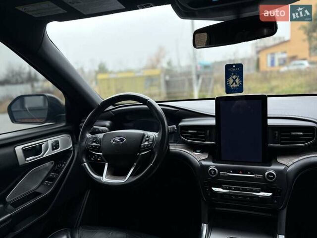 Чорний Форд Експлорер, об'ємом двигуна 3 л та пробігом 90 тис. км за 26600 $, фото 67 на Automoto.ua