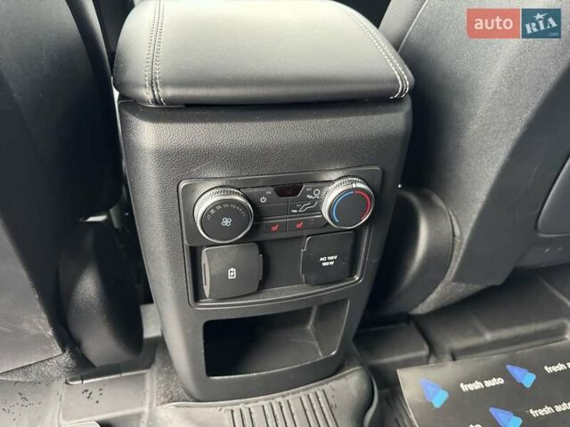 Черный Форд Эксплорер, объемом двигателя 3 л и пробегом 87 тыс. км за 35500 $, фото 31 на Automoto.ua