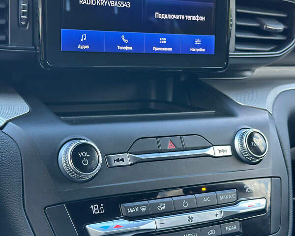 Черный Форд Эксплорер, объемом двигателя 2.26 л и пробегом 54 тыс. км за 27000 $, фото 26 на Automoto.ua