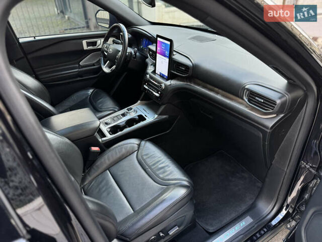 Форд Эксплорер 2020 в Киеве на Automoto.ua Черный Форд Эксплорер, объемом двигателя 2.96 л и пробегом 87 тыс. км за 32900 $, фото 34 на Automoto.ua