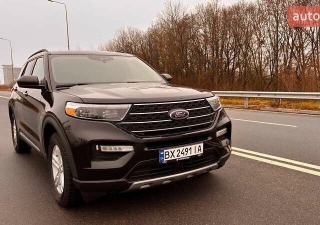 Черный Форд Эксплорер, объемом двигателя 2.26 л и пробегом 129 тыс. км за 25500 $, фото 2 на Automoto.ua