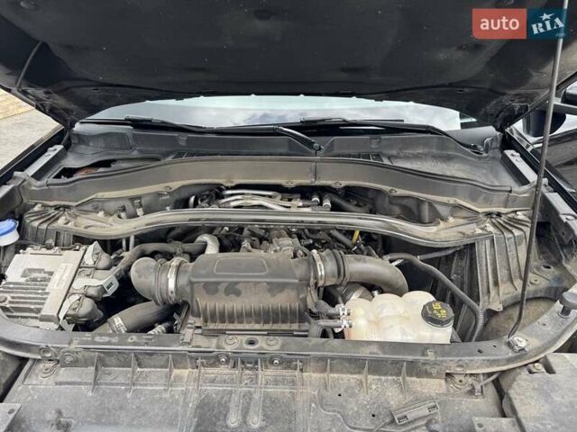Форд Эксплорер 2020 в Киеве на Automoto.ua Черный Форд Эксплорер, объемом двигателя 3 л и пробегом 87 тыс. км за 34500 $, фото 35 на Automoto.ua