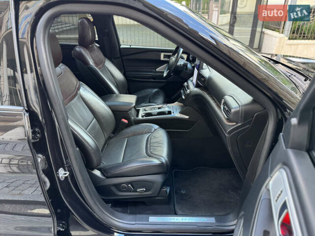 Форд Эксплорер 2020 в Киеве на Automoto.ua Черный Форд Эксплорер, объемом двигателя 2.96 л и пробегом 87 тыс. км за 32900 $, фото 33 на Automoto.ua