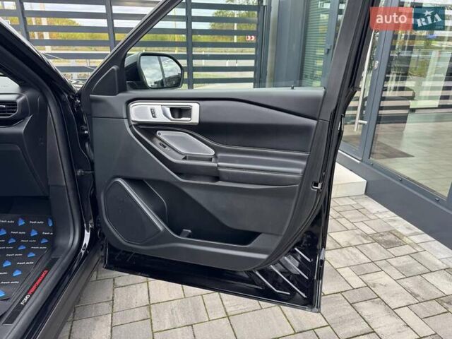 Черный Форд Эксплорер, объемом двигателя 3 л и пробегом 87 тыс. км за 35500 $, фото 37 на Automoto.ua