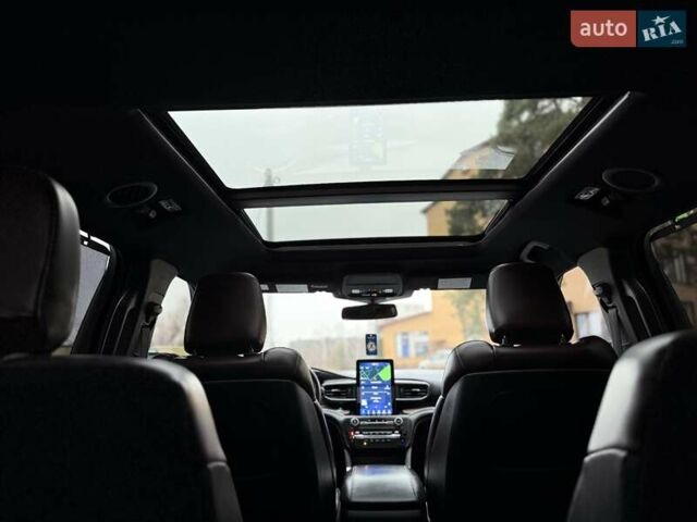 Чорний Форд Експлорер, об'ємом двигуна 3 л та пробігом 90 тис. км за 26600 $, фото 60 на Automoto.ua