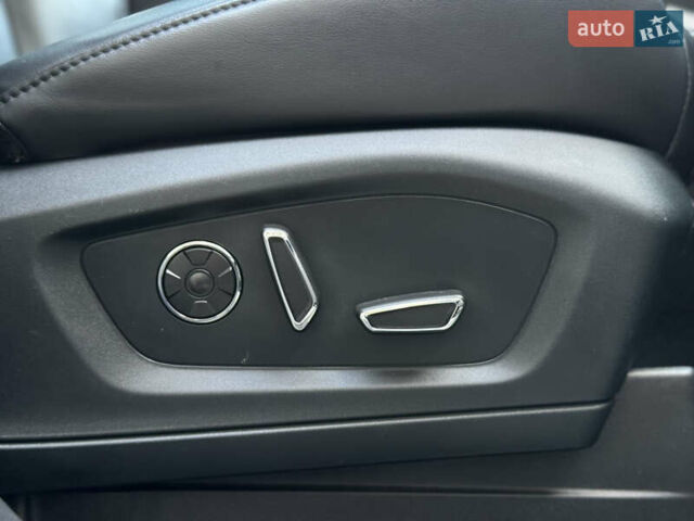 Форд Эксплорер 2020 в Киеве на Automoto.ua Черный Форд Эксплорер, объемом двигателя 2.96 л и пробегом 87 тыс. км за 32900 $, фото 82 на Automoto.ua