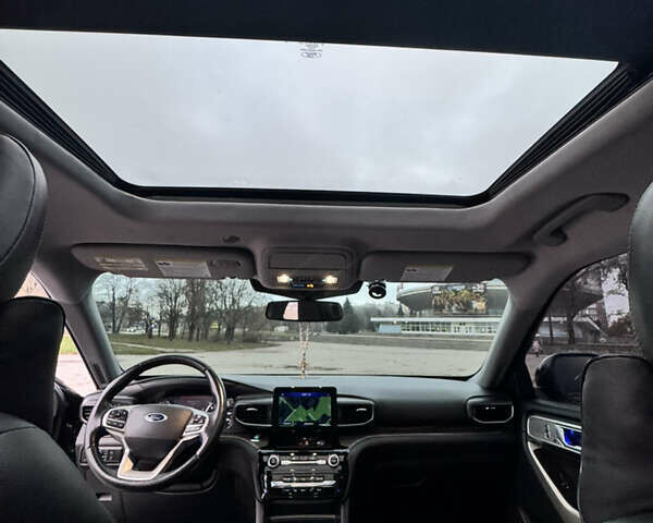 Чорний Форд Експлорер, об'ємом двигуна 2.26 л та пробігом 109 тис. км за 31300 $, фото 24 на Automoto.ua