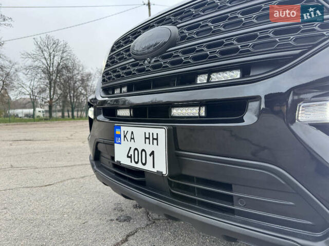 Чорний Форд Експлорер, об'ємом двигуна 2.26 л та пробігом 109 тис. км за 31300 $, фото 3 на Automoto.ua