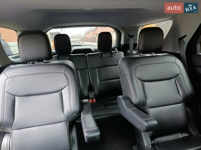 Черный Форд Эксплорер, объемом двигателя 2.26 л и пробегом 88 тыс. км за 28500 $, фото 53 на Automoto.ua