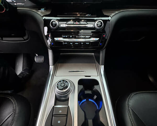 Чорний Форд Експлорер, об'ємом двигуна 2.26 л та пробігом 109 тис. км за 31300 $, фото 19 на Automoto.ua