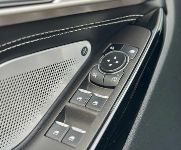 Черный Форд Эксплорер, объемом двигателя 3 л и пробегом 68 тыс. км за 17900 $, фото 11 на Automoto.ua