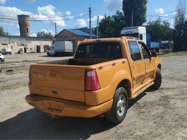 Коричневый Форд Эксплорер, объемом двигателя 4 л и пробегом 250 тыс. км за 2500 $, фото 1 на Automoto.ua